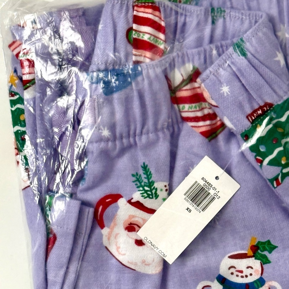 Old Navy Mid-Rise Printed Flannel Pajama Pants Purple Mugs Holiday XS